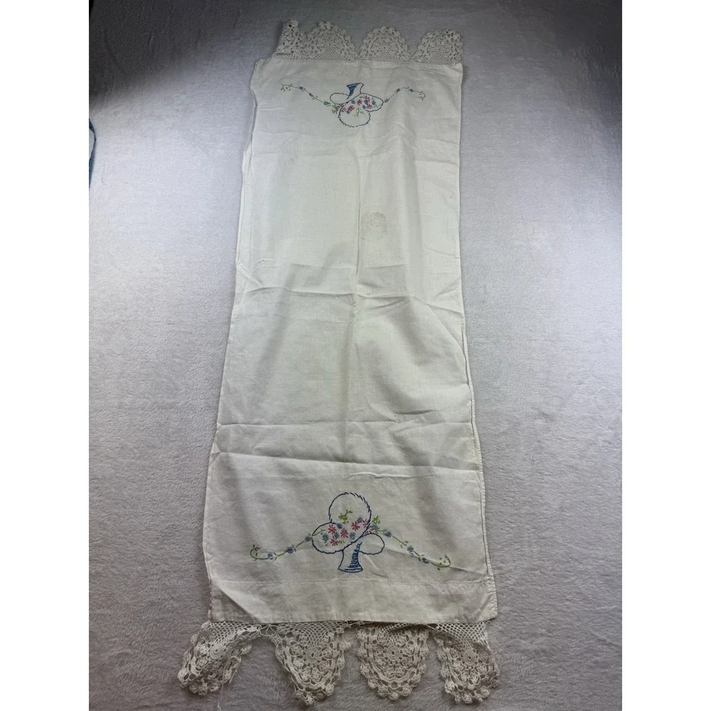 Dresser Scarf Kitchen Towel ViNtAgE hand stitched Brides Baskets 45